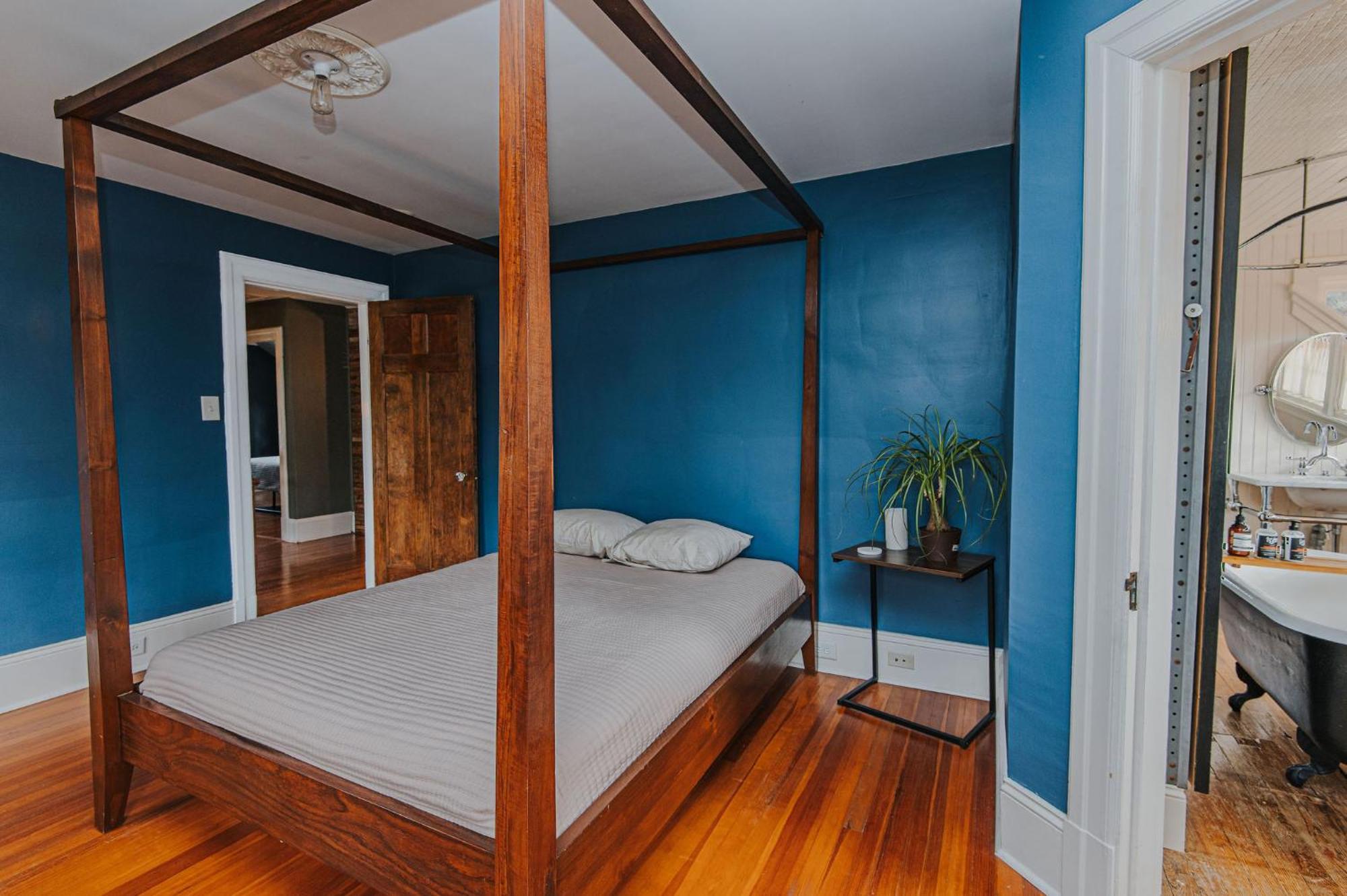 The Cinderella House Villa Greensboro Ngoại thất bức ảnh